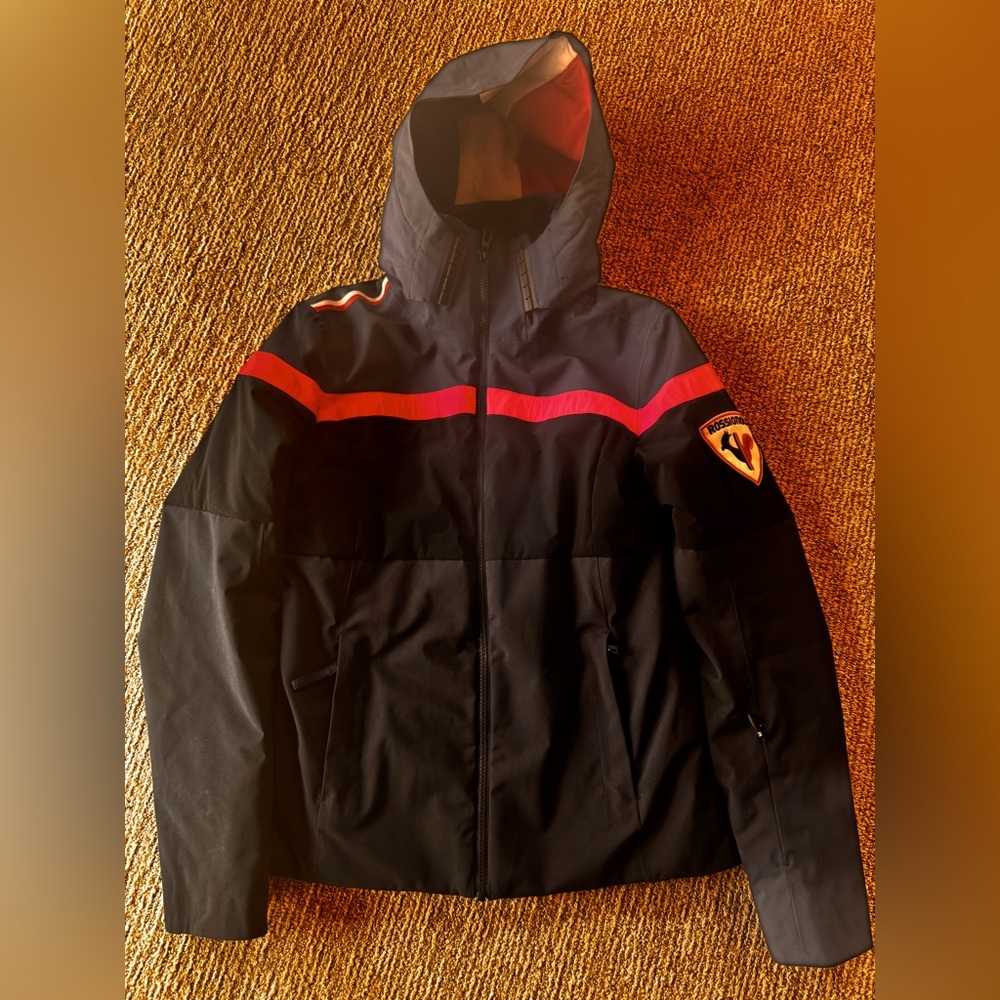 Rossignol Ski jacket and pants - Beautiful navy blue with hot pink details.